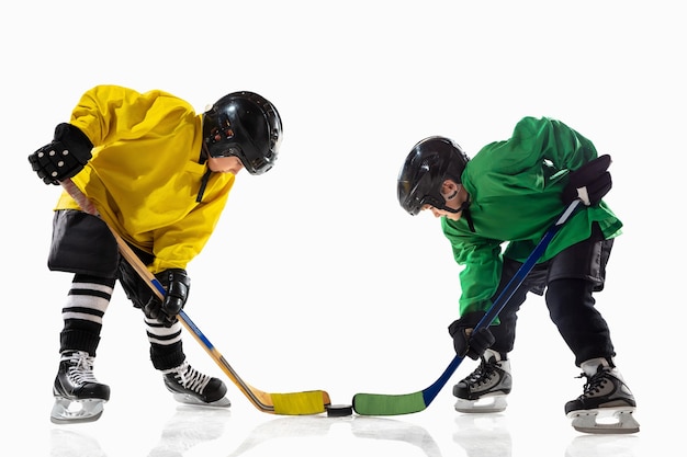 The Evolution of Hockey Equipment: From Wood Sticks to Carbon Fiber